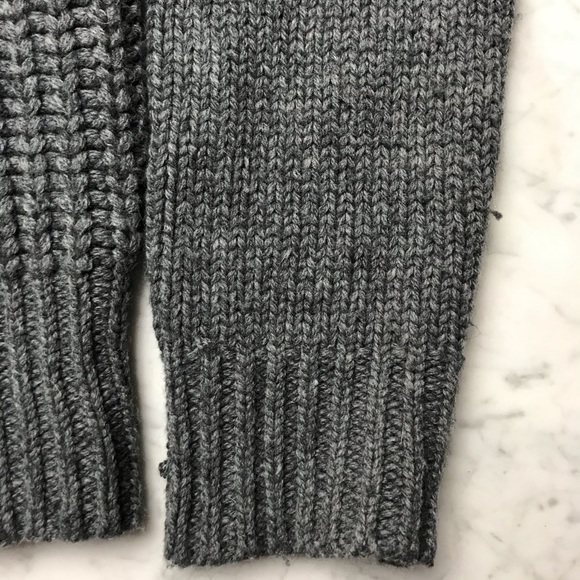 C. Wonder Grey Cable Knit Chunky Pullover Sweater - Picture 4 of 8